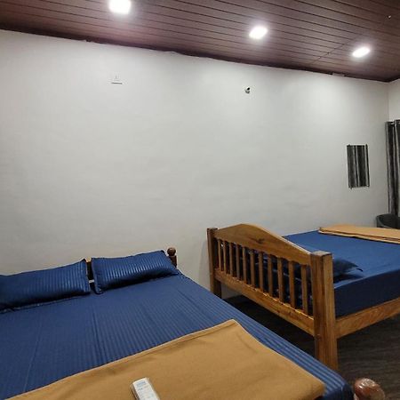 Hotel Golden Bright à Gokarna  Extérieur photo
